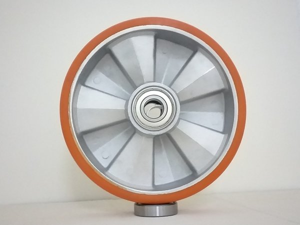 Lenkrolle Polyurethan Rad  mit Kugellager geräuscharm  125 / 160 / 200 mm Tragfähigkeit 500 - 700 kg
